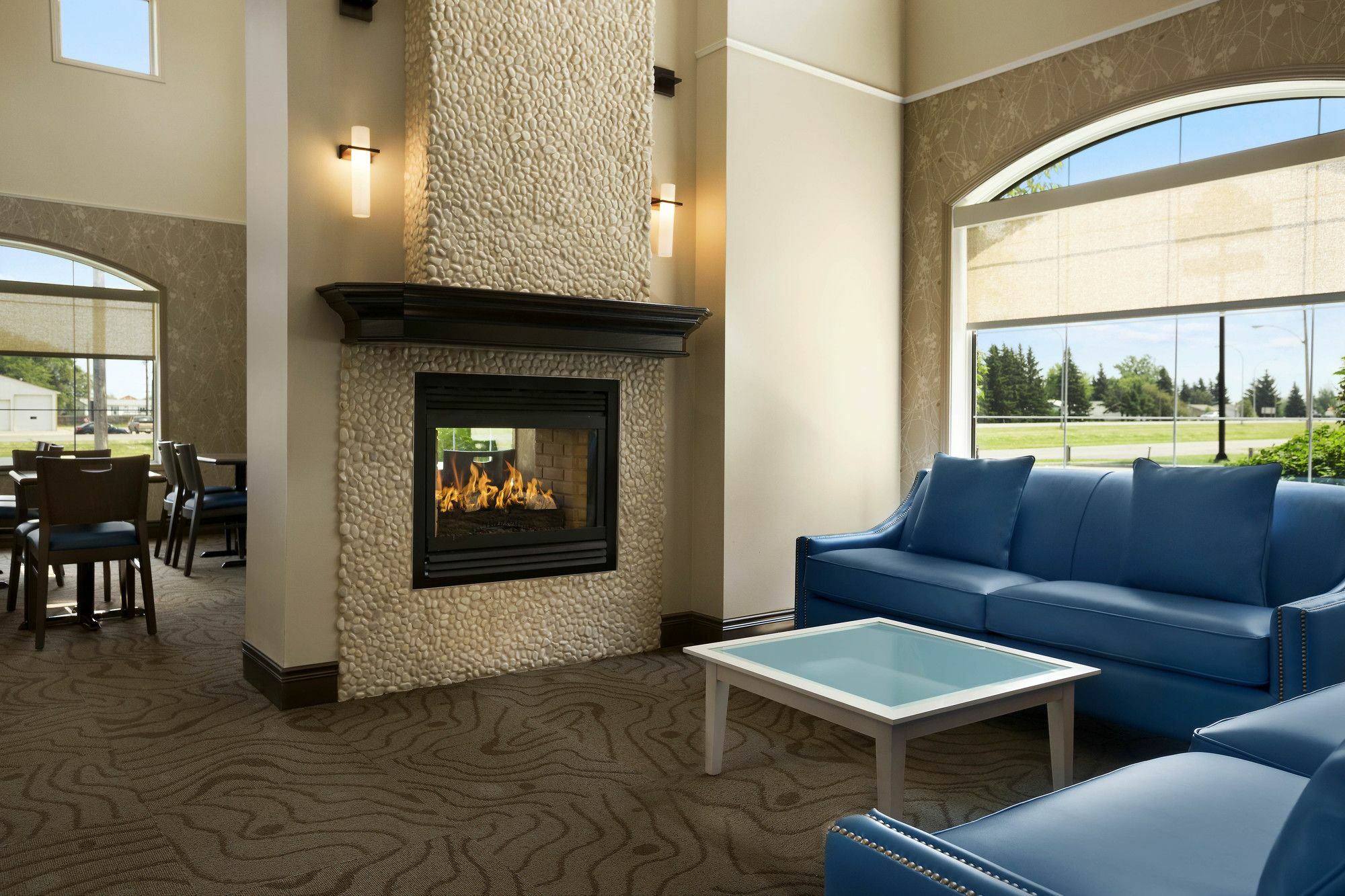 Days Inn & Suites By Wyndham Brandon Buitenkant foto